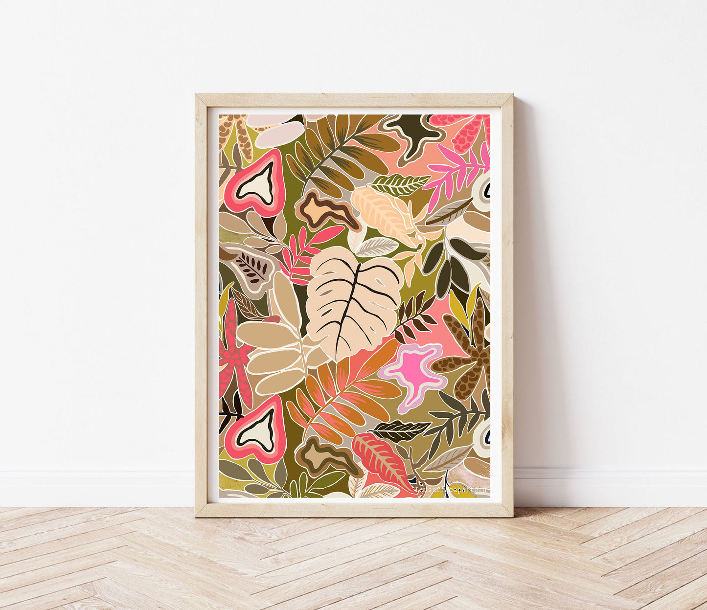 "Moody" beige cheeseplant print