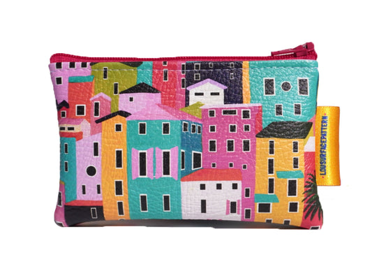 Houses vegan leather purse